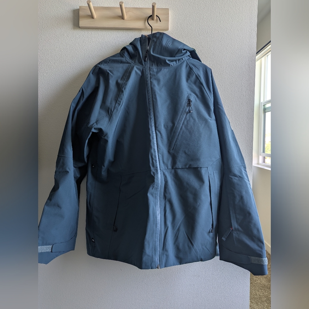 686 Men's Dark Blue Snowboarding Jacket